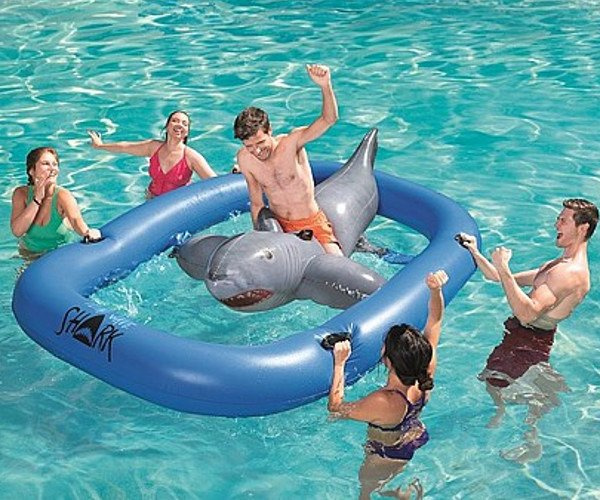 DMUCHANA ZABAWKA REKIN NA PLAŻĘ BESTWAY 41124