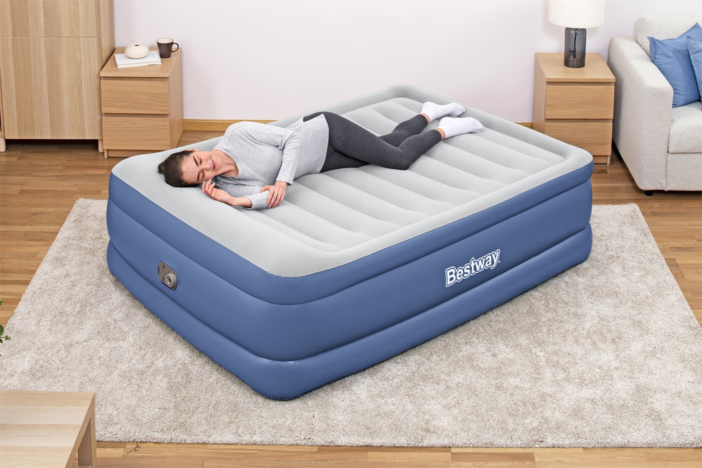 MATERAC ŁÓŻKO wbud POMPKA 203x152x61 BESTWAY 67690