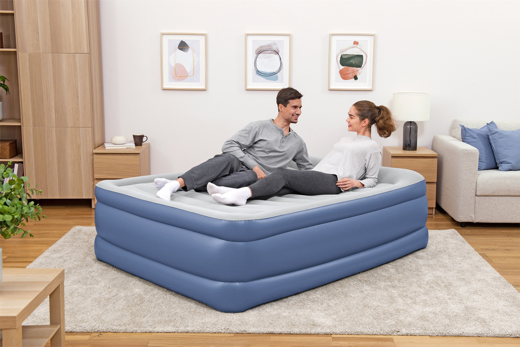 MATERAC ŁÓŻKO wbud POMPKA 203x152x61 BESTWAY 67690